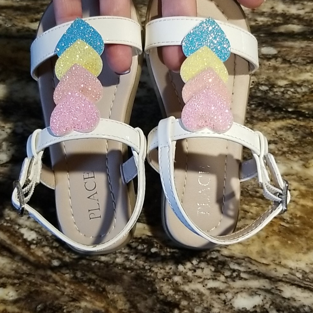 (SOLD)  Toddler girl sandals - Picture 3 of 3